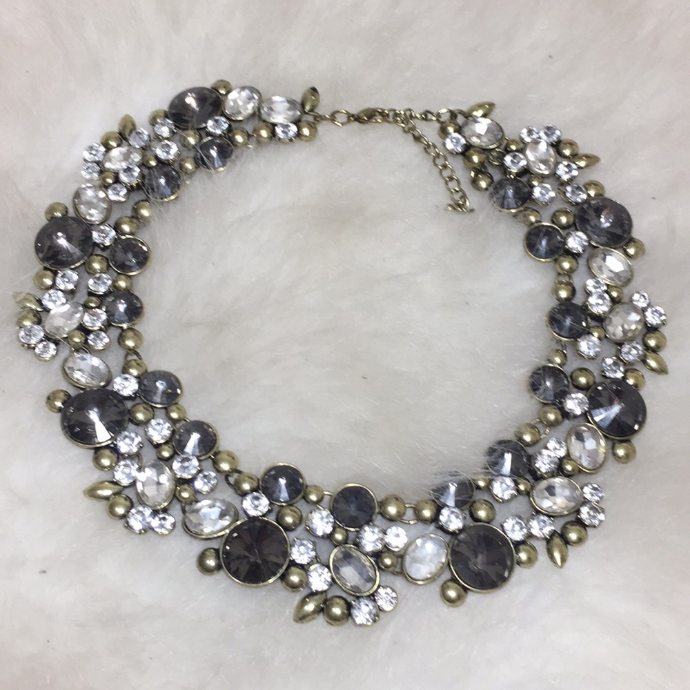 BIG CRYSTALS NECKLACE ⭐️⭐️⭐️⭐️⭐️